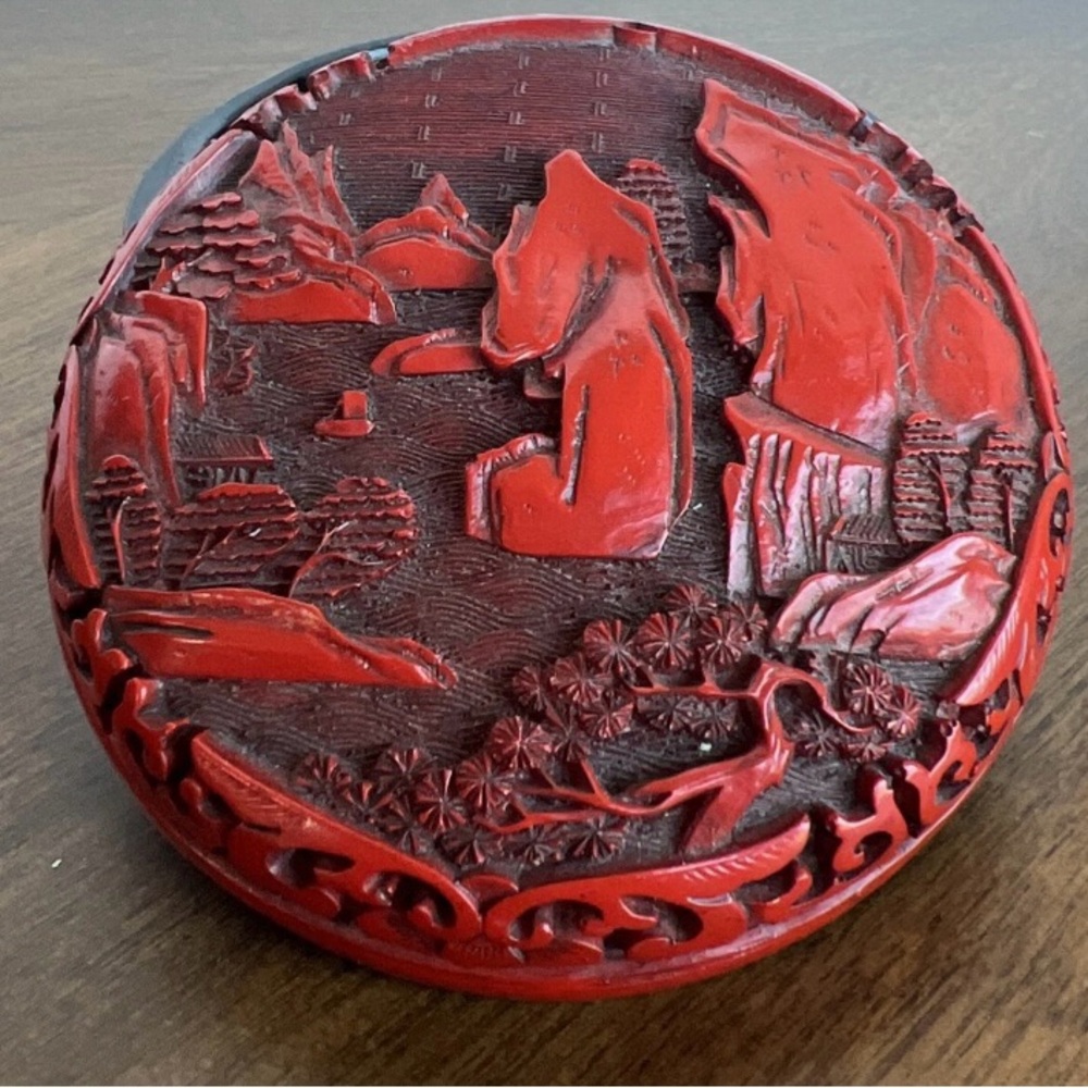 Red CineseCinnabar Carved Decorative Box